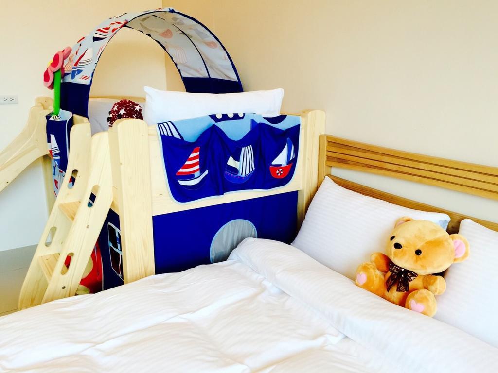 Running Kids B&B Цзяоси Экстерьер фото